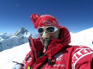 Karim Hayat stood on Broad Peak, which at 26,414 feet is the 12th highest peak in the world and third highest in Karakorum, Pakistan, without supplemental oxygen last July.
